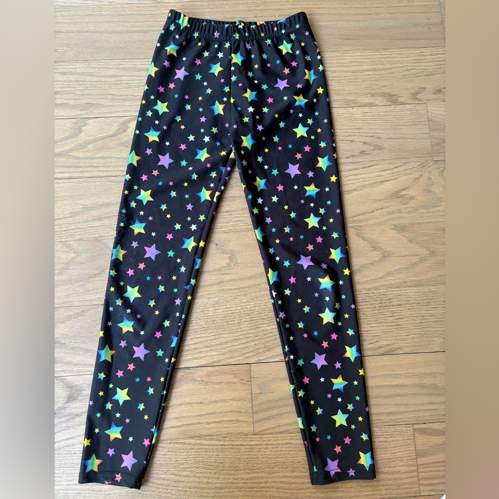 Dori Creations brand leggings- Size 8/10. Spandex material. Very good condition!